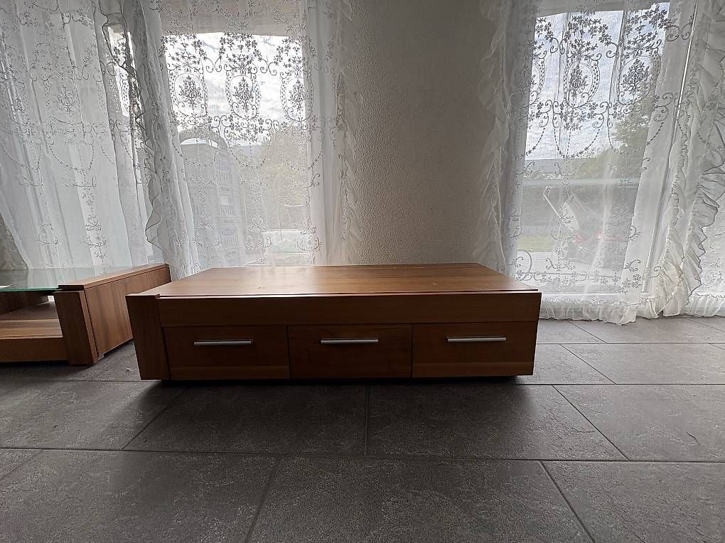 Mobili TV: Moderne 3-teilige Wohnwand / – Usato da Hägglingen venduto da Santisale 3