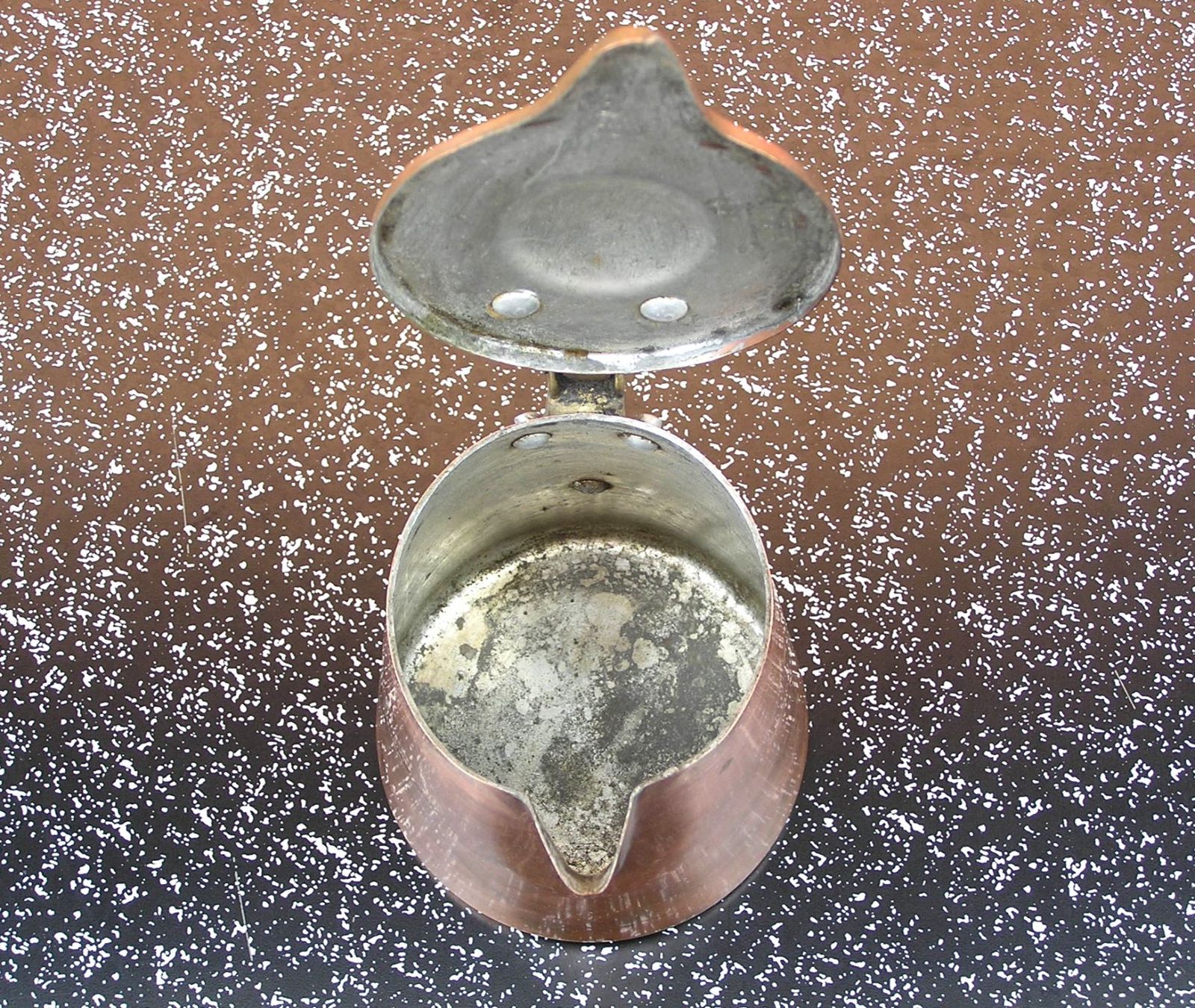 Caraffe: ALTER KUPFERKRUG KANNE – Usato da Grenchen venduto da Antique-hunter 3