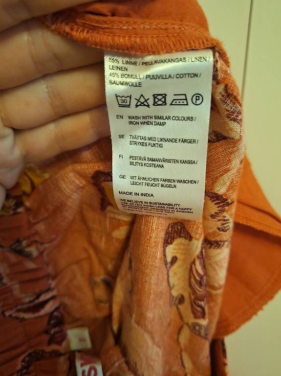 Pantaloni: INDISKA Leinenhose / Culotte Gr. S  Orange mit Blumenmuster – Usato da Zürich venduto da GingerJam 4