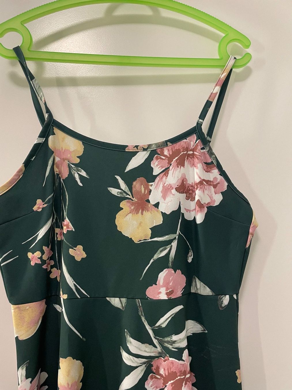 Vestiti: About You Kleid – Nuovo (secondo la descrizione) da Luzern venduto da ram_bv9c 1