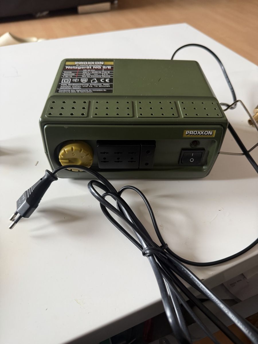 Tous les outils: Proxxon Netzgerät NG 5/E – D'occasion à Baden par noli.r