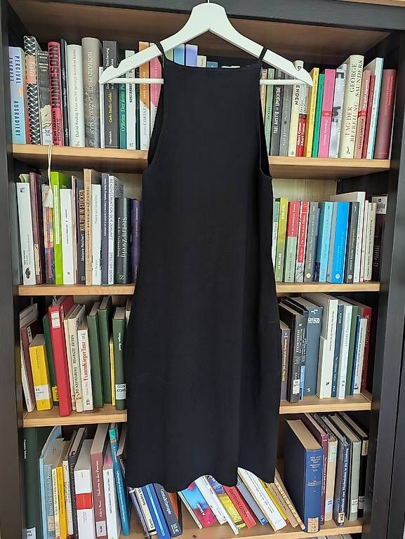 Vestiti: COS schwarzes Trägerkleid S – Usato da Zürich venduto da lin_6dtc 1