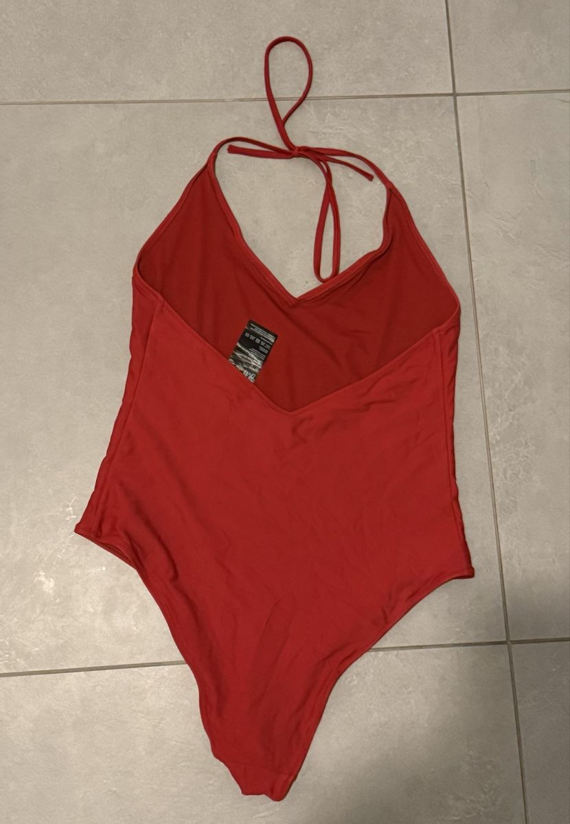 H&M Costumi da bagno & Bikini: Maillot de bain H&M Rouge – Usato da Fribourg venduto da Mya_Asb