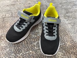 Sneaker Gr. 34