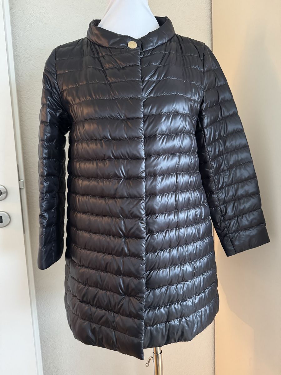 Herno Giacche: Herno light jacket size 38 – Usato da Münchenstein venduto da ArleneLM