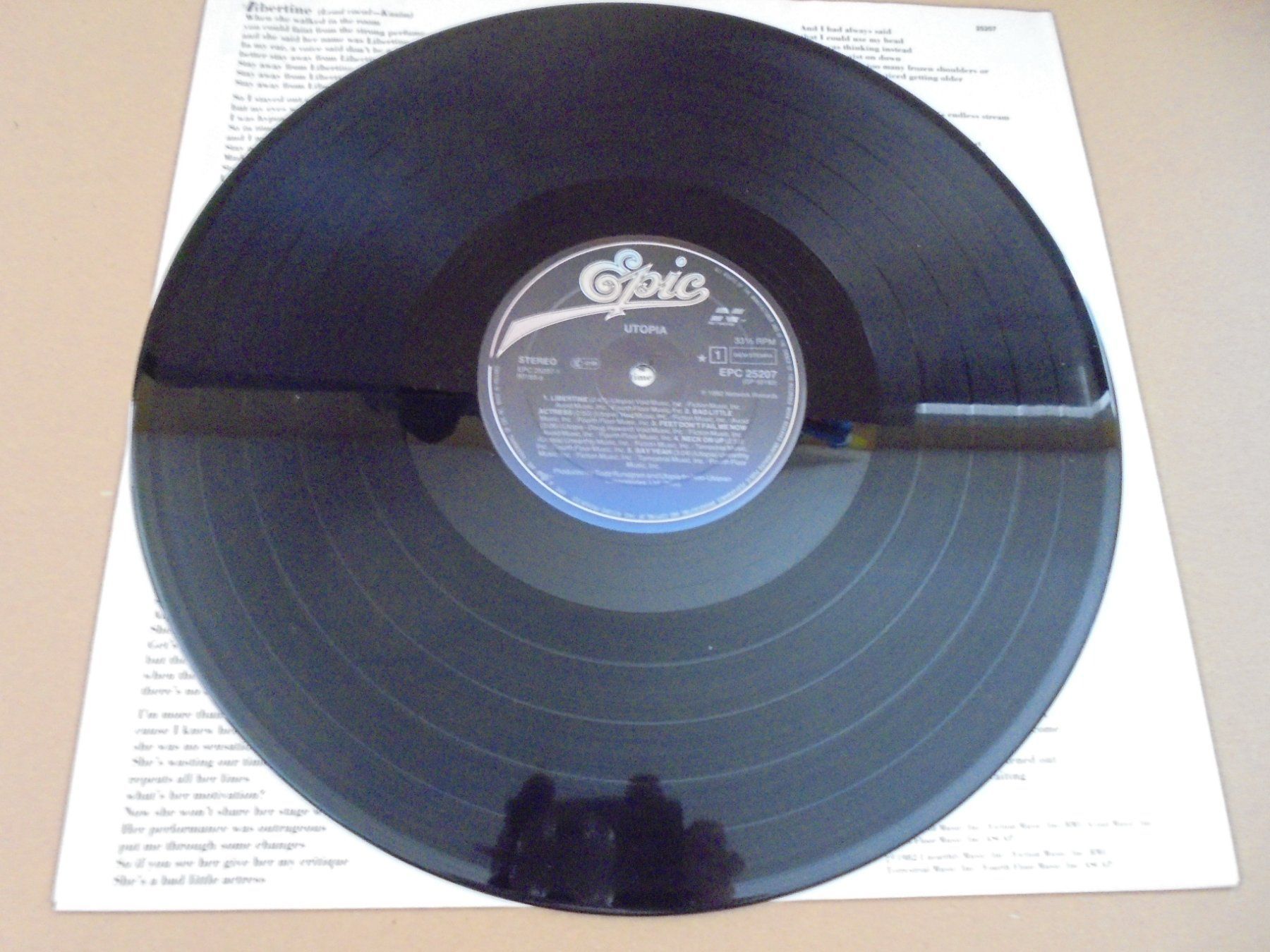 Dischi in vinile: UTOPIA " Utopia " LP Holland 1982 – Usato da Crissier venduto da Promopost 3