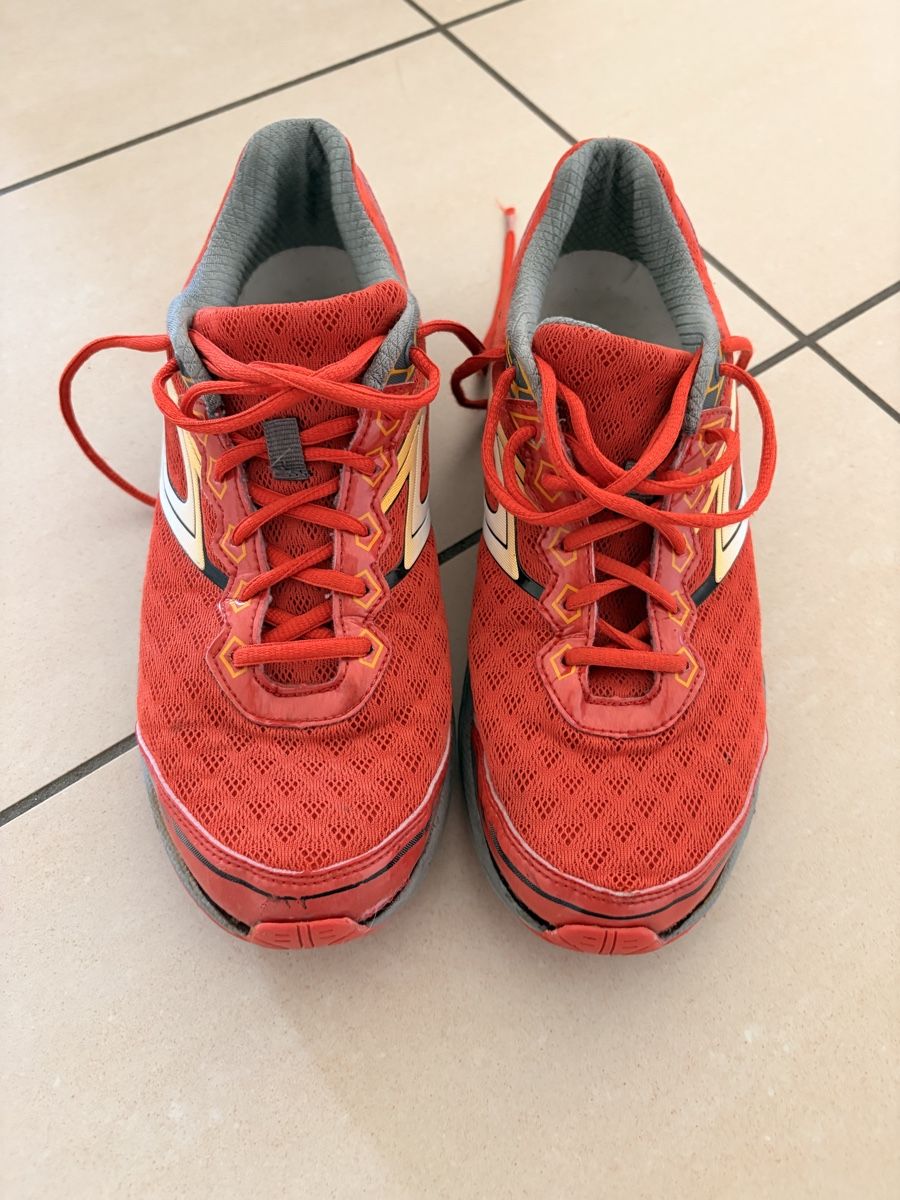 Scarpe da uomo: Scarpe sportive uomo numero 43 rosse – Usato da Rancate venduto da jsp_rwb6