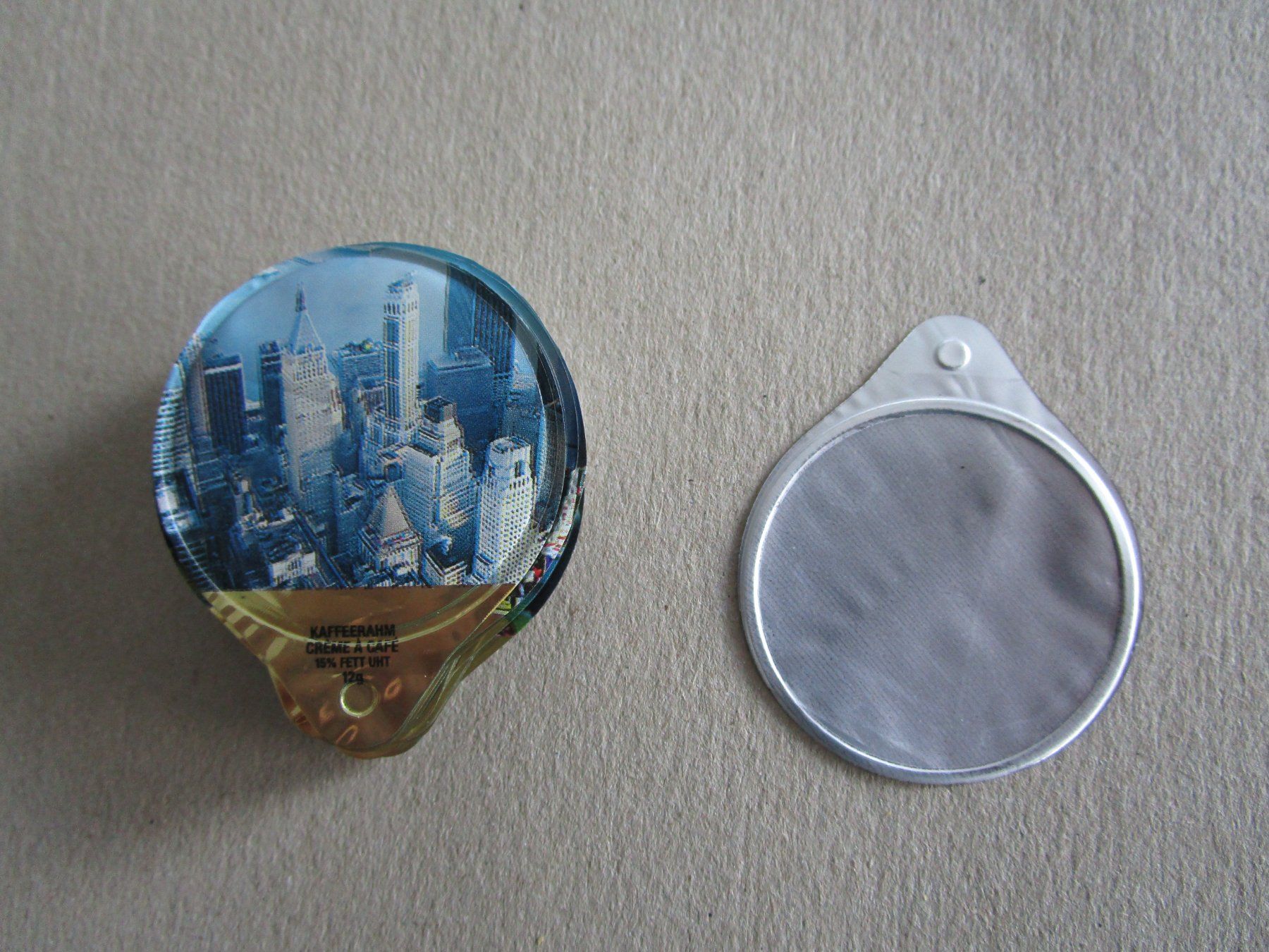 Kaffeerahmdeckel: KRD City Serie 1.332 – Gebraucht aus Grenchen von Uhus15