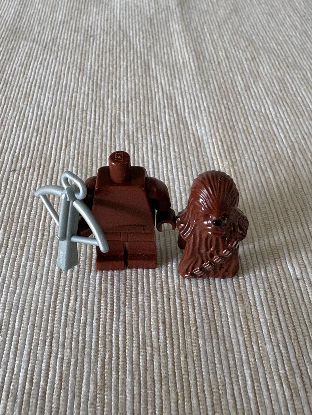 Lego Statuette: LEGO Star Wars Chewbacca Minifigur – Usato da Nidau venduto da LEGOBrickMT 2