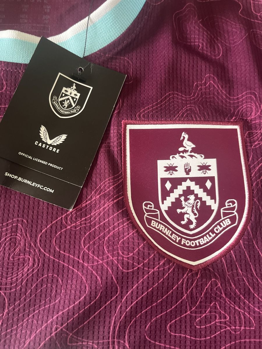 Canottiere & Pantaloni: Maillot de burnley – Nuovo e nell'imballaggio originale da Chambésy venduto da Louwall_football 1