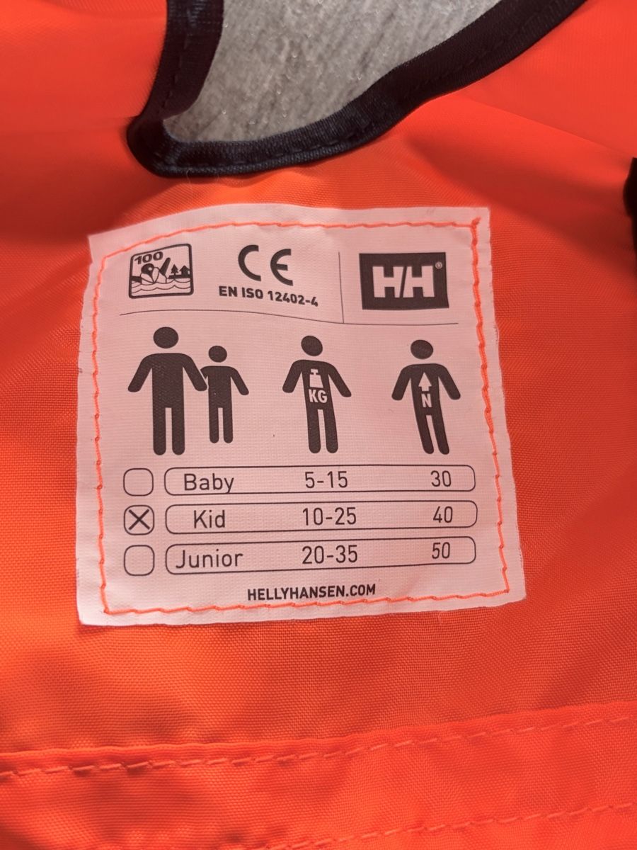 Helly Hansen Gilets de sauvetage: Helly Hansen Schwimmweste Junior 10-25 kg – D'occasion à Opfikon par funky-monkey 2