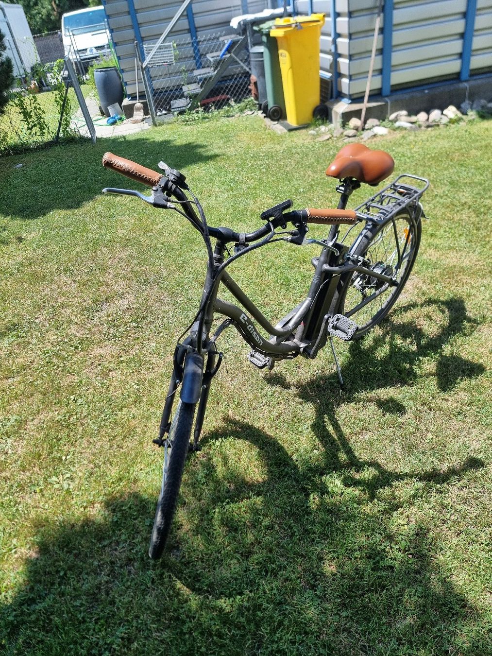 Velos: E-Bike City Bike E-dison  – Defekt aus Maienfeld von Hejworth 2