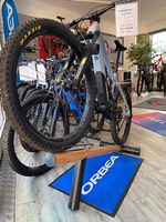 SUPPORTO BICI DA ESPOSIZIONE PREZZO LIQUIDAZIONE 50%
