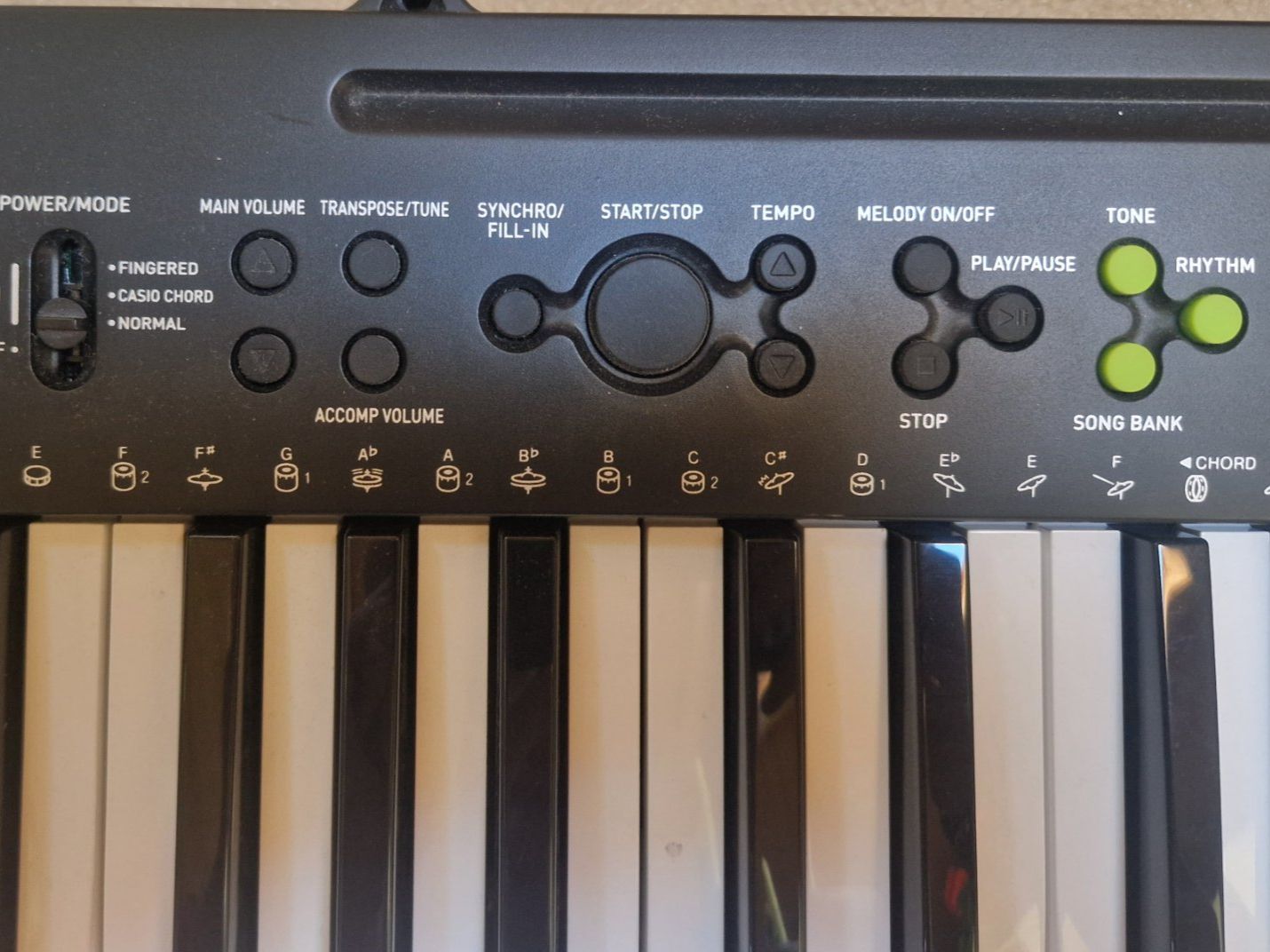 Casio Strumenti musicali: Mini Piano Casio – Usato da Frutigen venduto da cf00s742 1