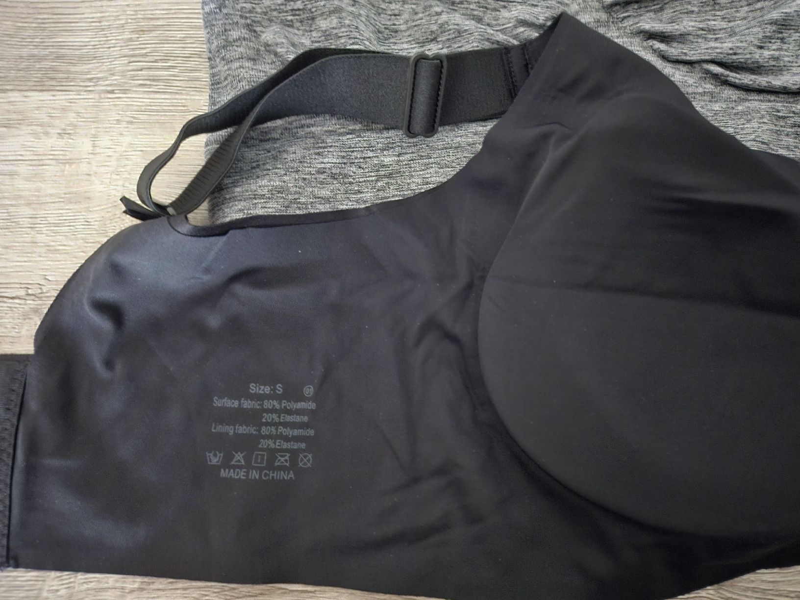 Altra biancheria intima: BH, 2 Stück, Grösse S, neu! – Nuovo (secondo la descrizione) da Hunzenschwil venduto da nudget 1