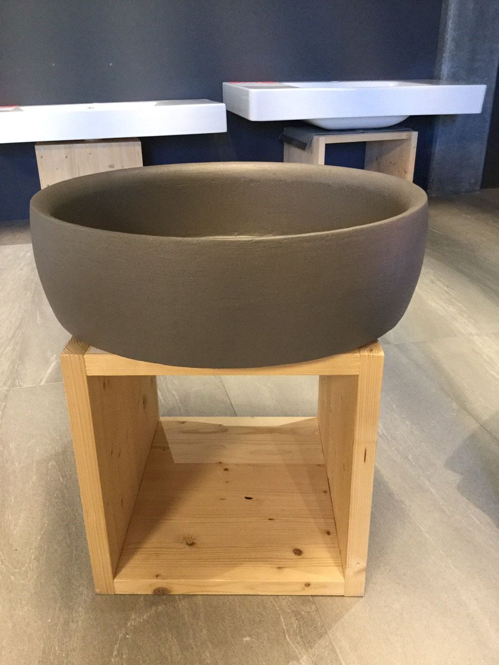 Mobili per bagno: Aufsatzbecken Mineralguss – Nuovo (secondo la descrizione) da Amriswil venduto da deluxe_bad 1