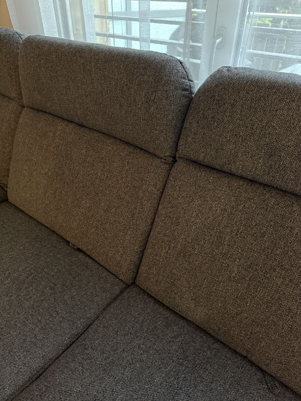 Sofas: Bettsofa mit Stauraum – Neu (gemäss Beschreibung) aus Plasselb von PxMn 1