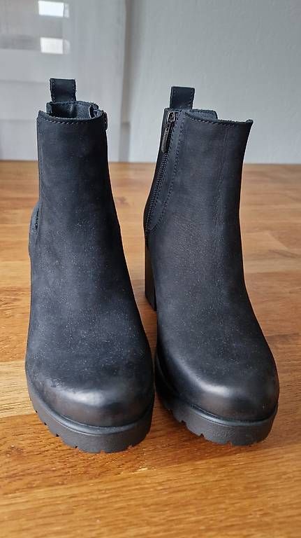 Scarpe da donna: Stiefelette Gr. 37 – Usato da Spiez venduto da tweety033 3