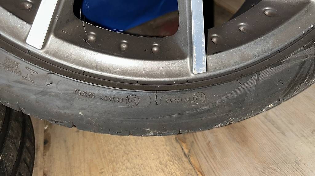 Pneumatici & Ruote complete: Golf 5 GTI Alu Komplettrad 18' – Usato da Spiez venduto da Marix990 4