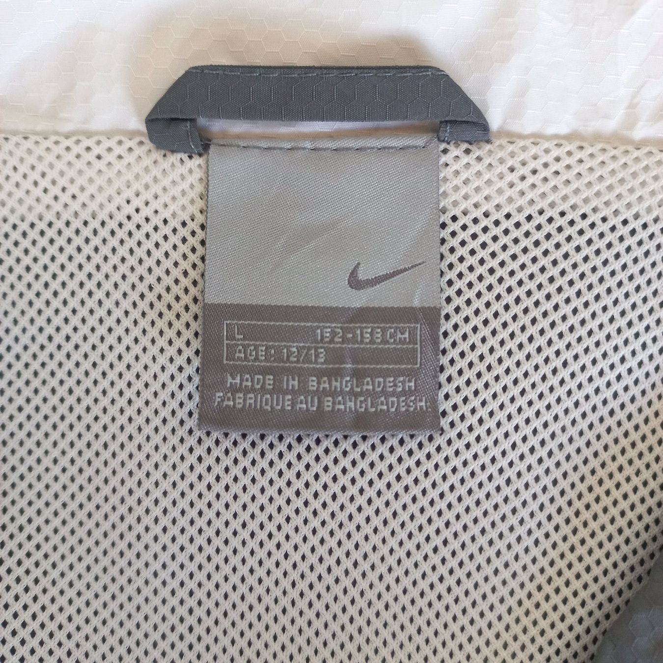 Nike Giacche: Vintage Nike Trackjacket (S) – Usato da Chamoson venduto da Sapoloshop 3