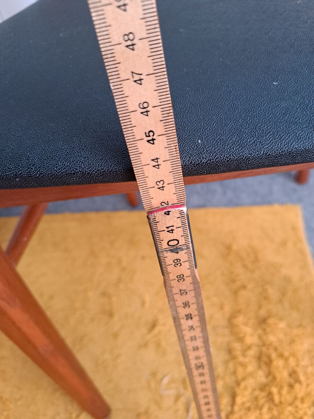 Stühle: Mid Century Teak Holz Stuhl abwaschb.Sitz – Gebraucht aus Kölliken von Upcycling-by-Mc-TAM 2