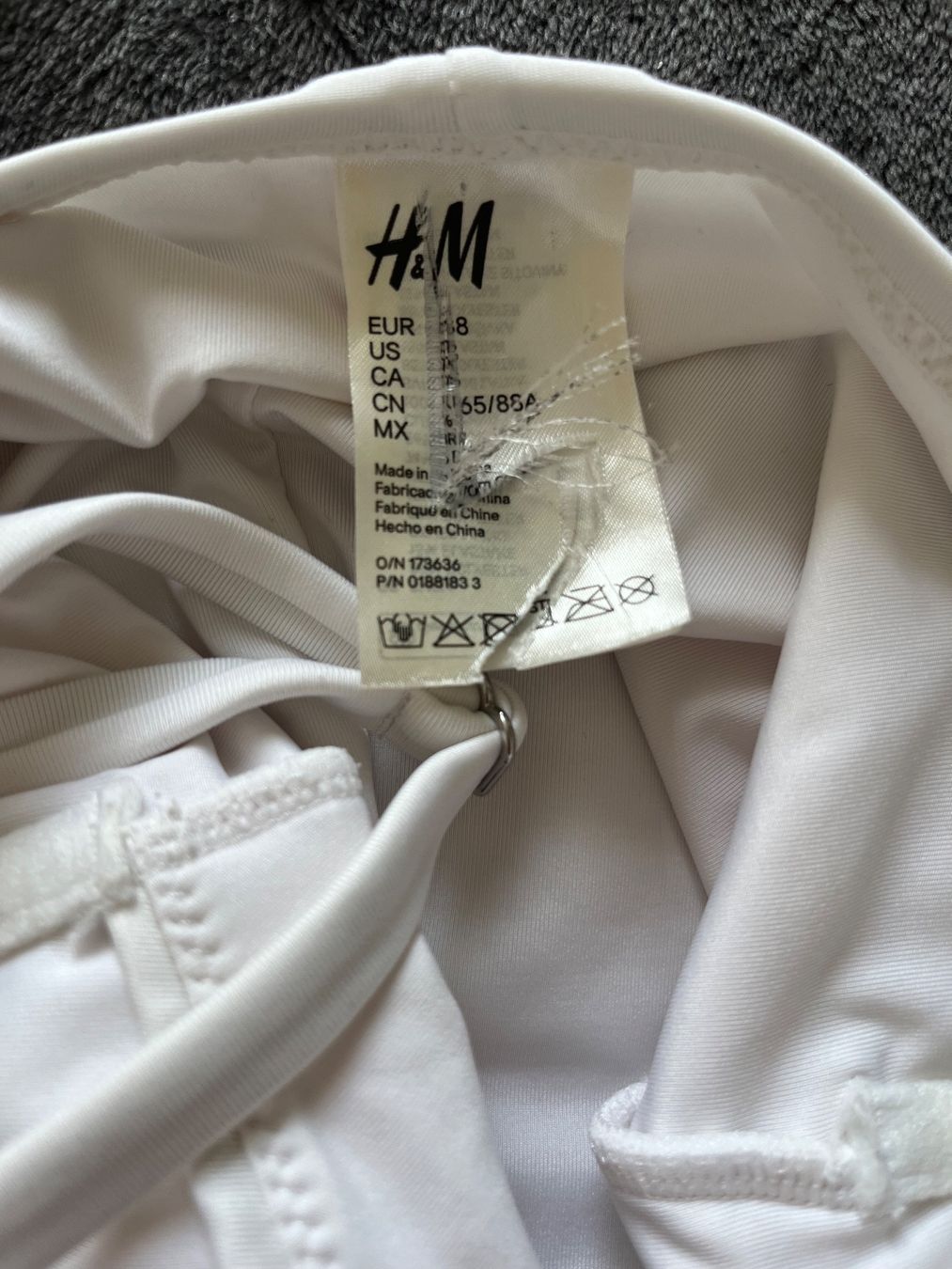 H&M Costumi da bagno & Bikini: Swimsuit new size S – Nuovo (secondo la descrizione) da Chêne-Bougeries venduto da Seetooyoo 2