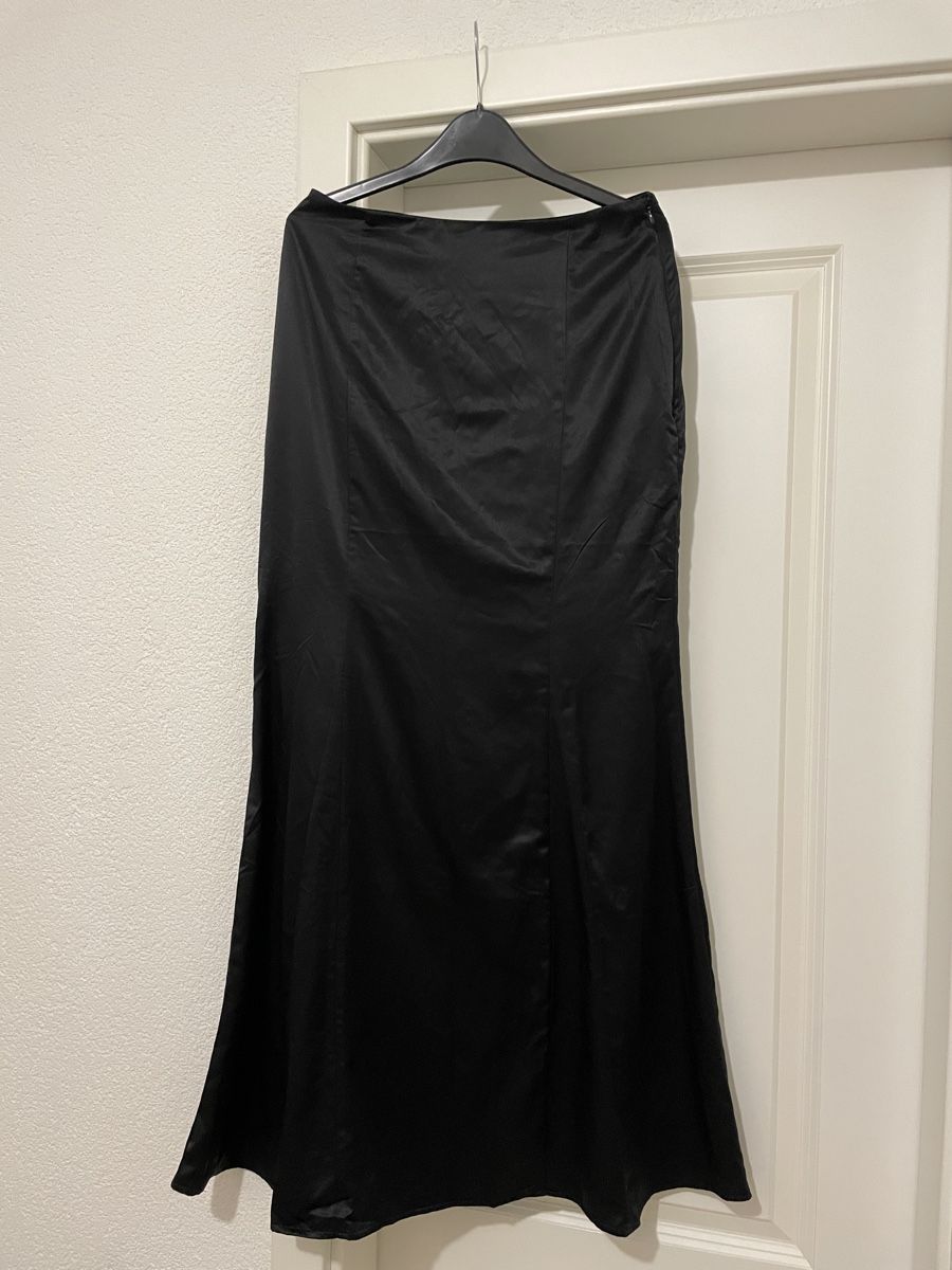 H&M Gonne: Jupe en satin H&M – Nuovo (secondo la descrizione) da Grenchen venduto da Mina1811