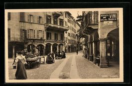 Lugano, Strassenpartie mit Geschäften