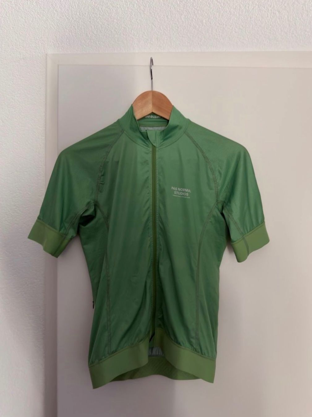 Pas Normal Studios Maillots de corps & Pantalons: Pas Normal Studios Mechanism Jersey (M) – D'occasion à Zürich par sco_xq77