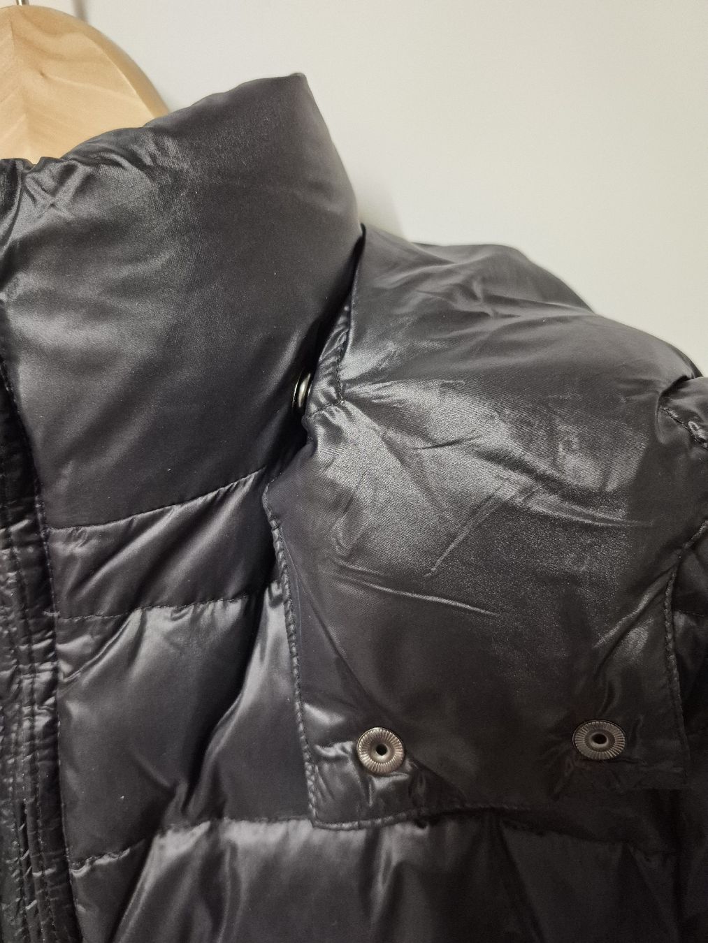 Benetton Jacken: Benetton Daunenjacke Gr.36 schwarz – Gebraucht aus Merligen von muss_haben 6