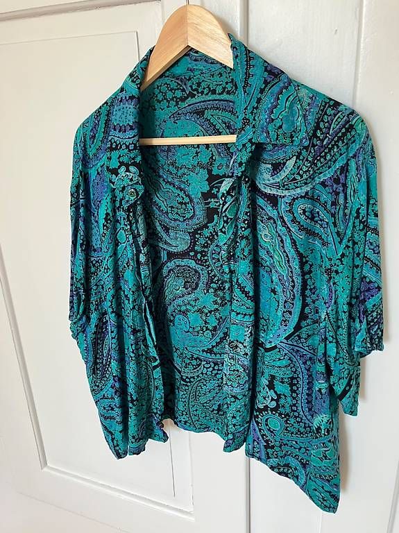 Chemises: Vintage Hemd mit Paisleymuster – D'occasion à Bern par ani_k8vn