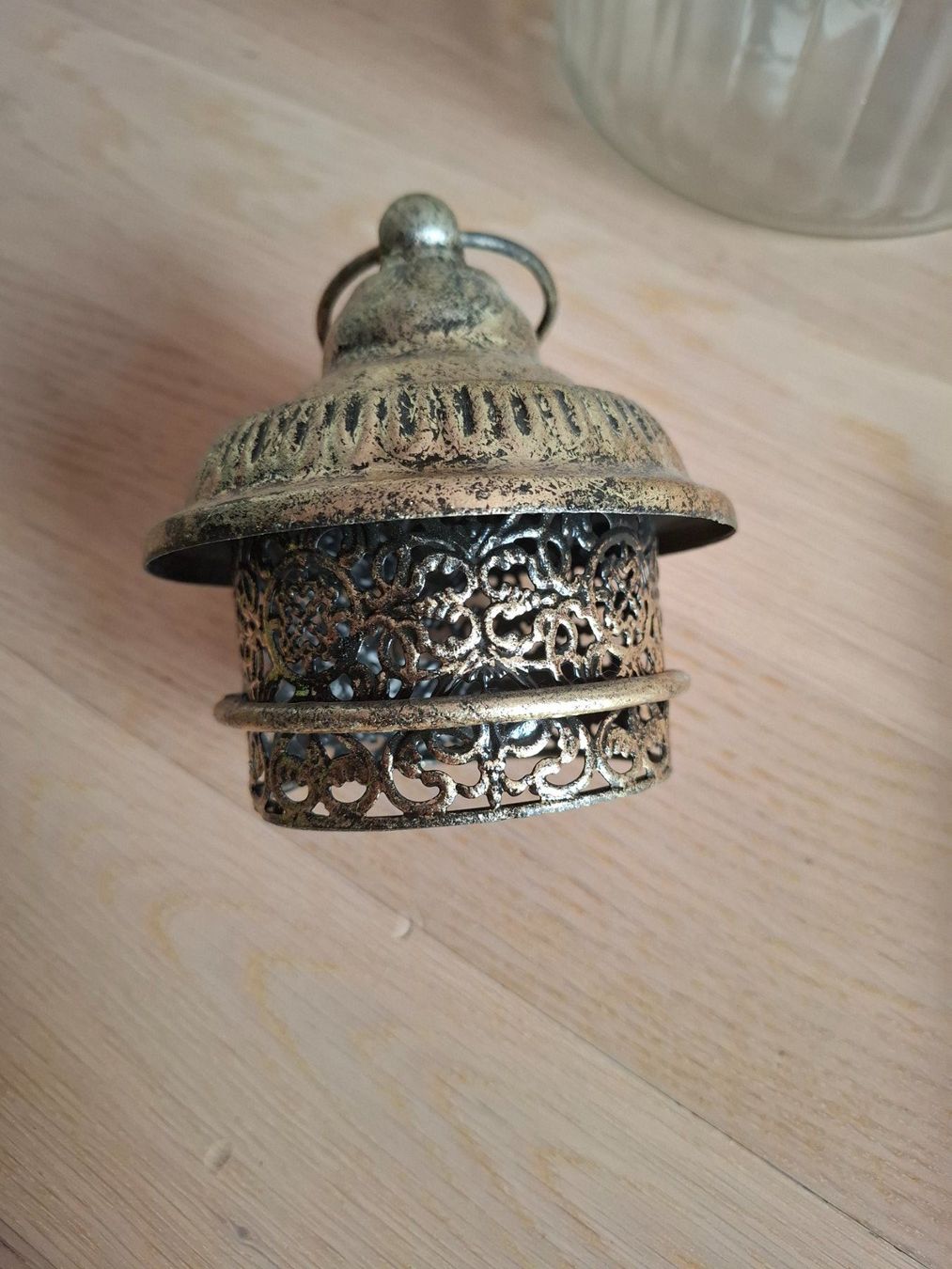 Tutte le decorazioni: Glasvorratsbehälter mit orientalischem Deckel / Windlicht – Usato da Affoltern am Albis venduto da Sabinezc 1