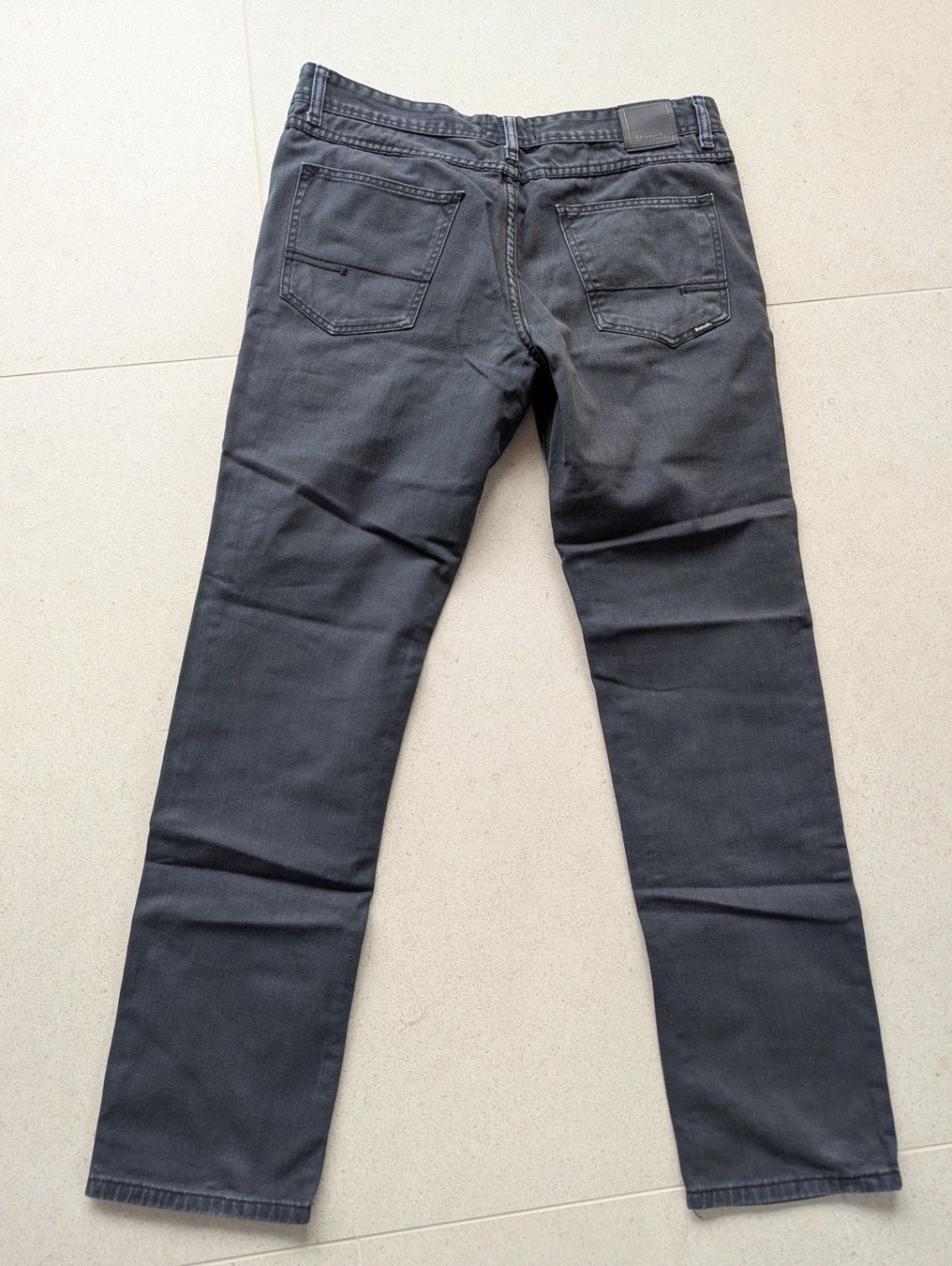 Bench Jeans: Jeans Marke Bench Gr. 34/32 – Usato da Samstagern venduto da Gc8 1