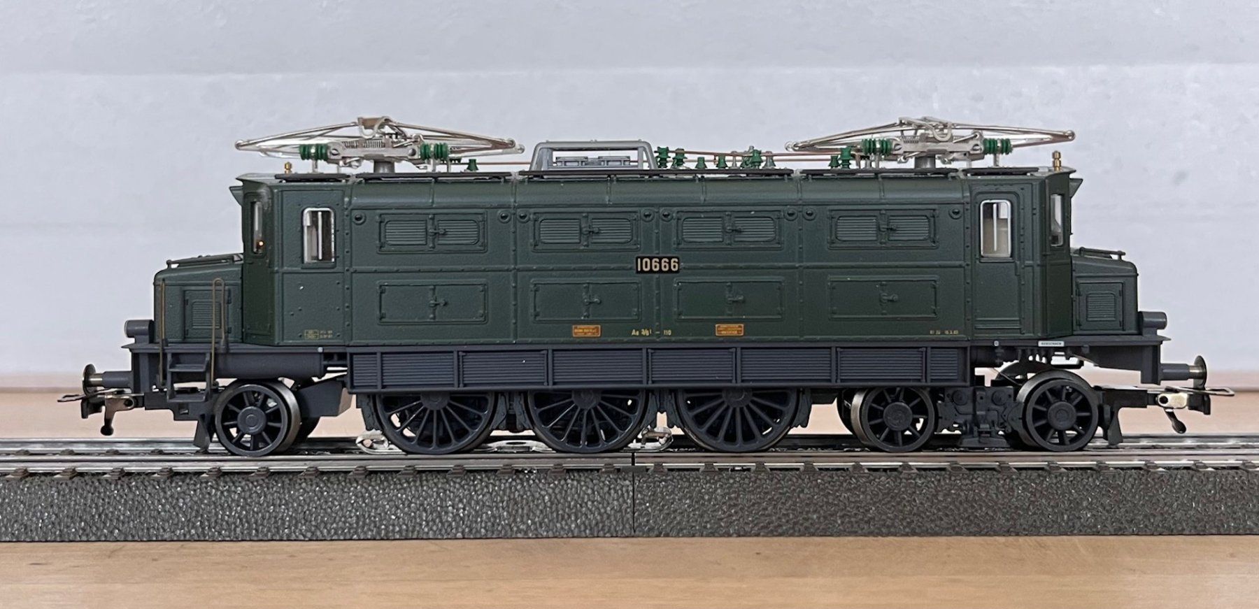 Fleischmann Modellini di ferrovie: SBB Ae 3/6 Fleischmann - AC digital – Usato da Winterthur venduto da dond1 1