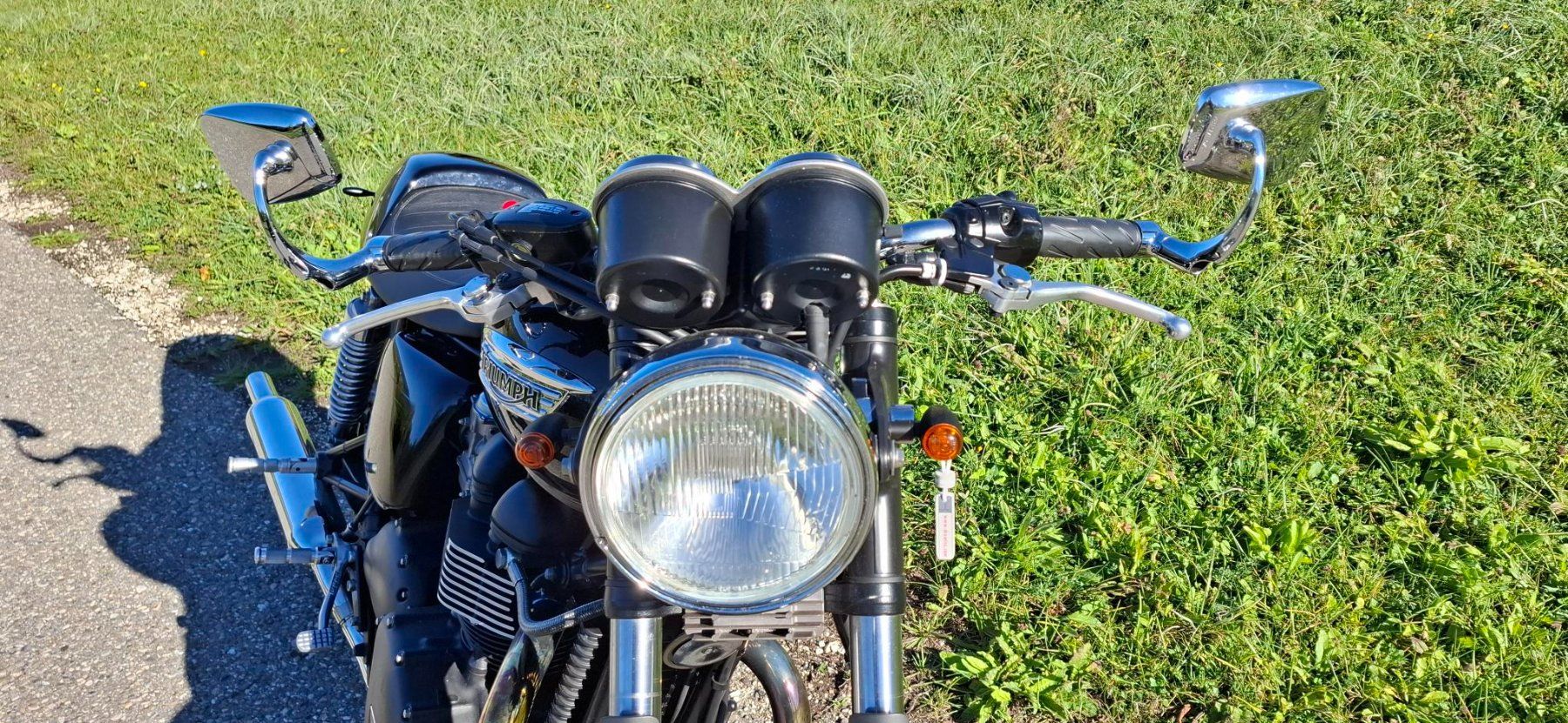 Triumph Strada: Triumpf Bonneville 900 – Usato da Tavannes venduto da valda 3