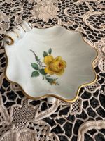 Meissen Fussschale gelbe Rose 9.5 cm – handbemalt & selten