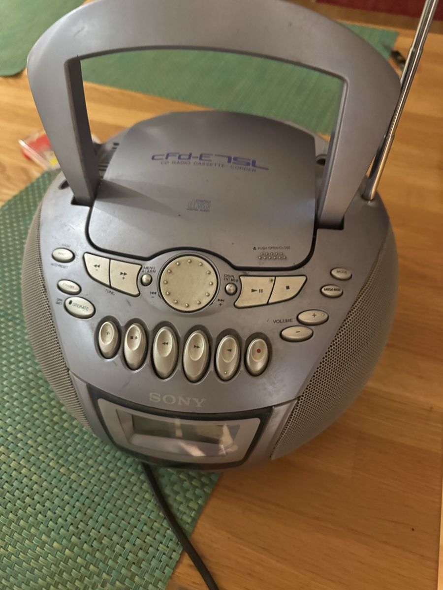 Sony Radios: Radio CD Cassette SONY CFD-E75SL bon tat – Gebraucht aus Wabern von moh_s5m8 4