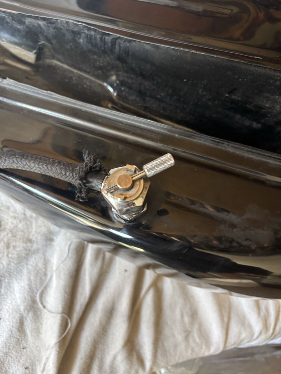 Harley-Davidson Tutti i ricambio per moto: Harley Davidson Benzintank Fx/fxr – Usato da Schötz venduto da Harley35 7