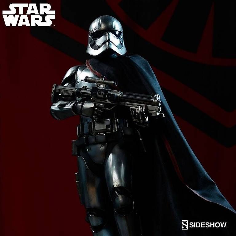 Figuren: Captain Phasma - Star Wars - Premium Format Statue Sideshow – Gebraucht aus St. Gallen von ManuelSt.