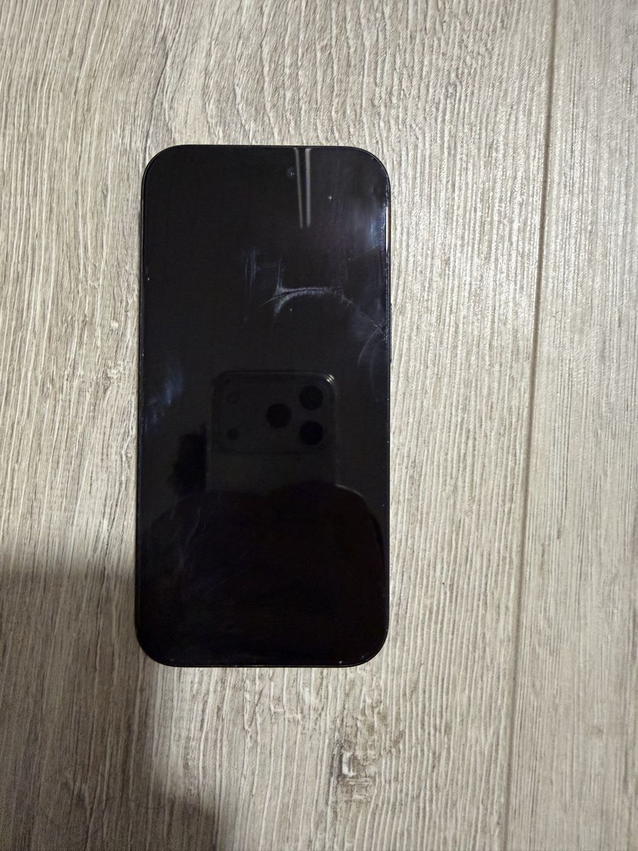 Apple Telefoni cellulari / Smartphones: iPhone 15  – Usato da Courroux venduto da kal_n6tz 1
