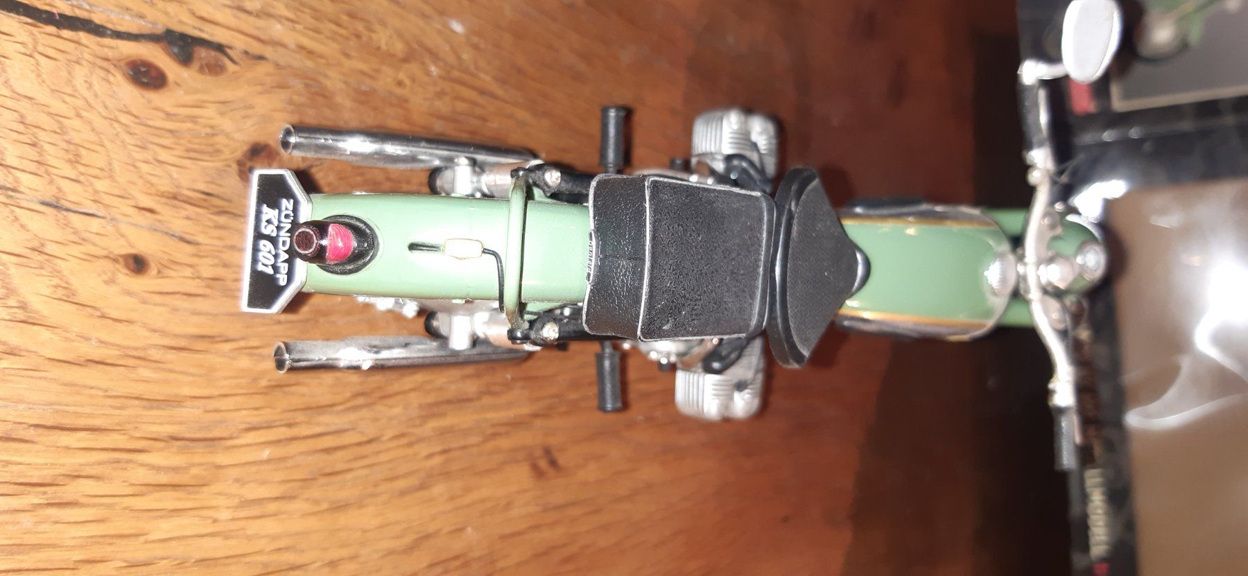 Schuco Kit di modellismo & Modellini statici: Zündapp KS601 1:10 Schuco – Usato da Fehraltorf venduto da STEMAC01TK 1