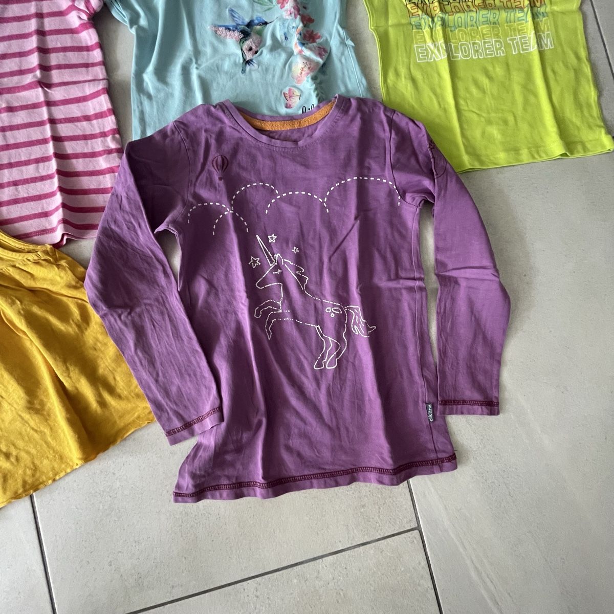Camicette, T-shirt & Top: T-Shirts Gr. 116/122 – Usato da Oetwil am See venduto da mar_t7ct 3