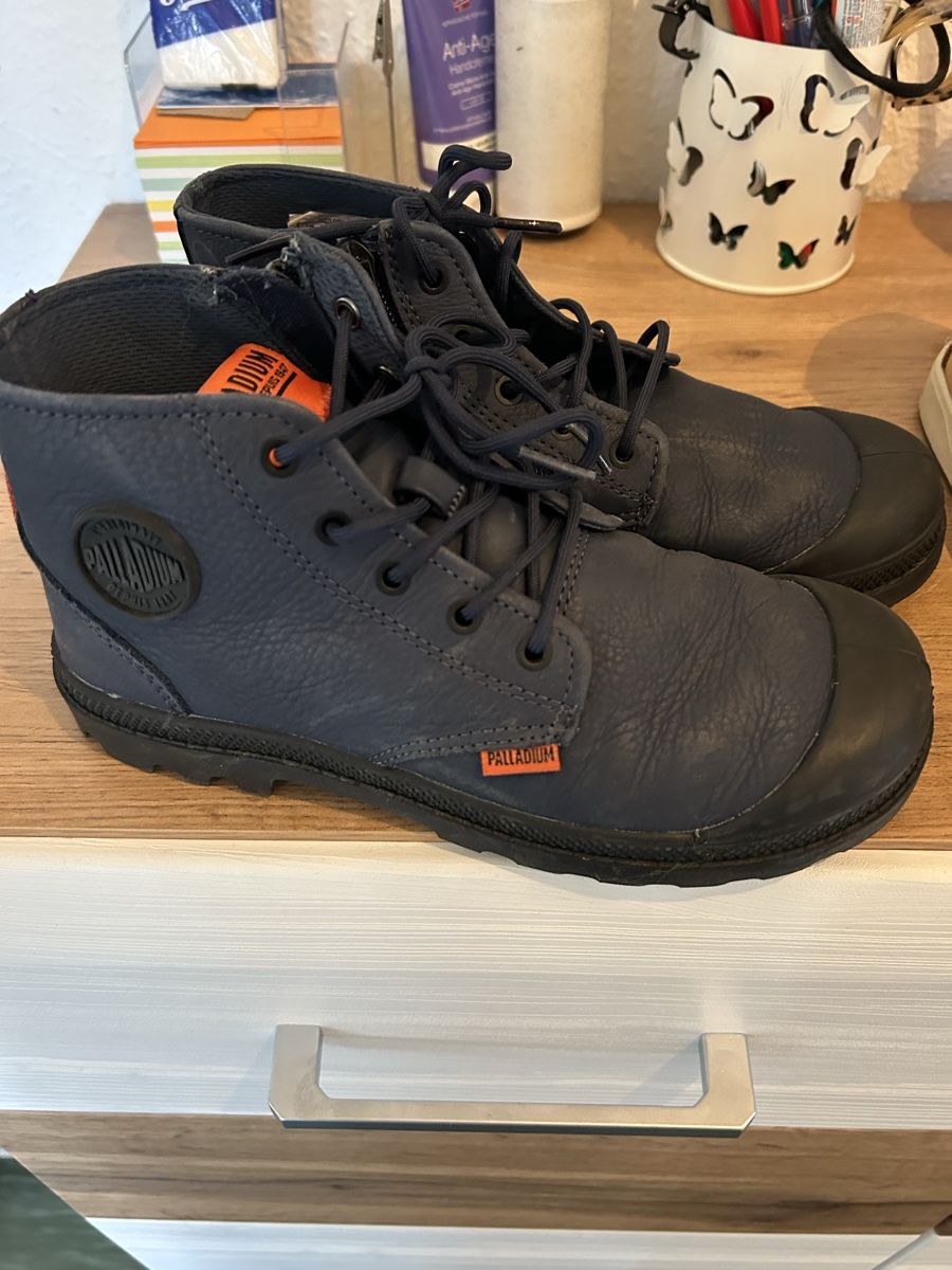 Chaussures garçon: Robuste Herbstschuhe Gr. 35 – D'occasion à Schaan par Simba711 1