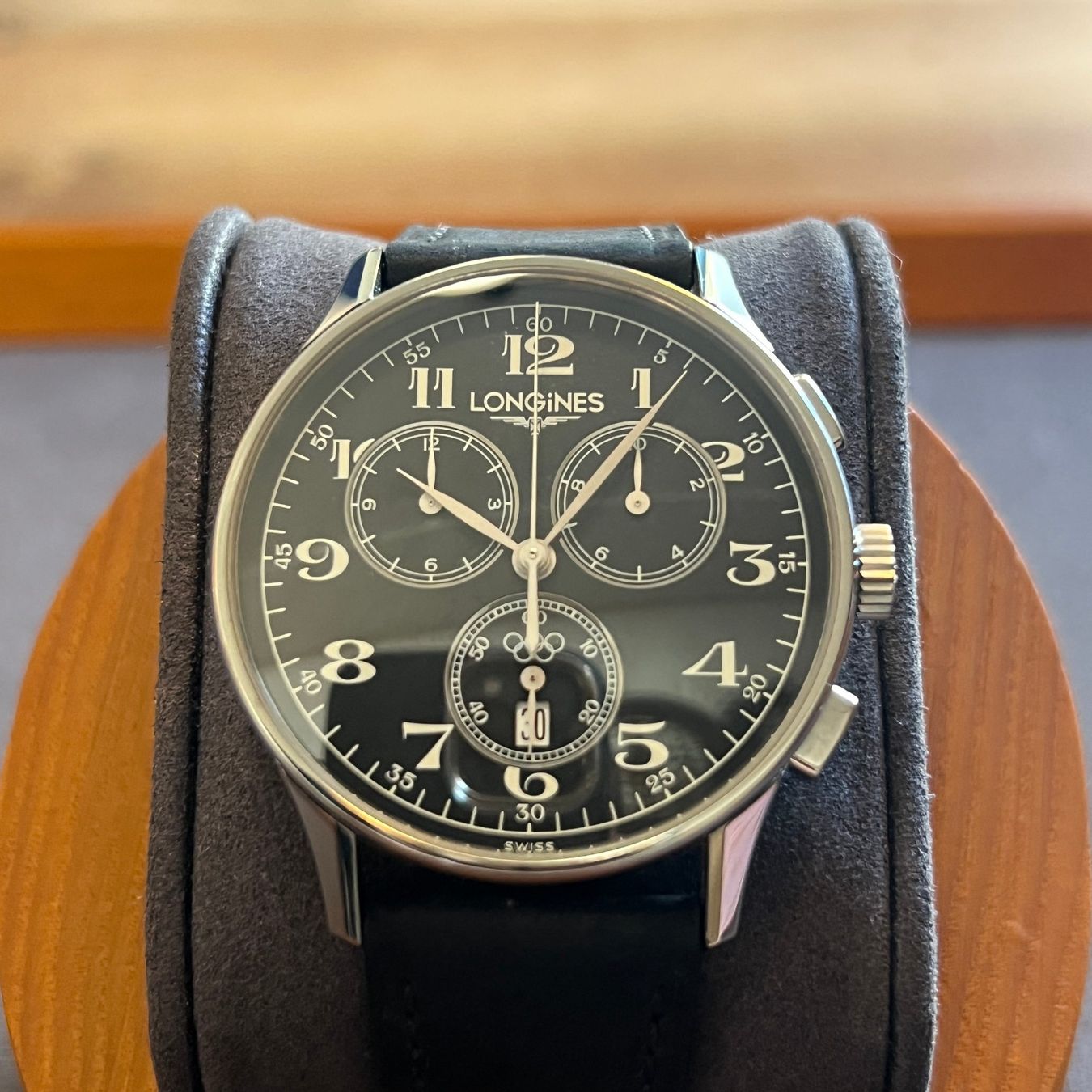 Longines Orologi: Longines Olympic Quartz Chrono Date L2.649.4 – Usato da Carouge GE venduto da Watchaser