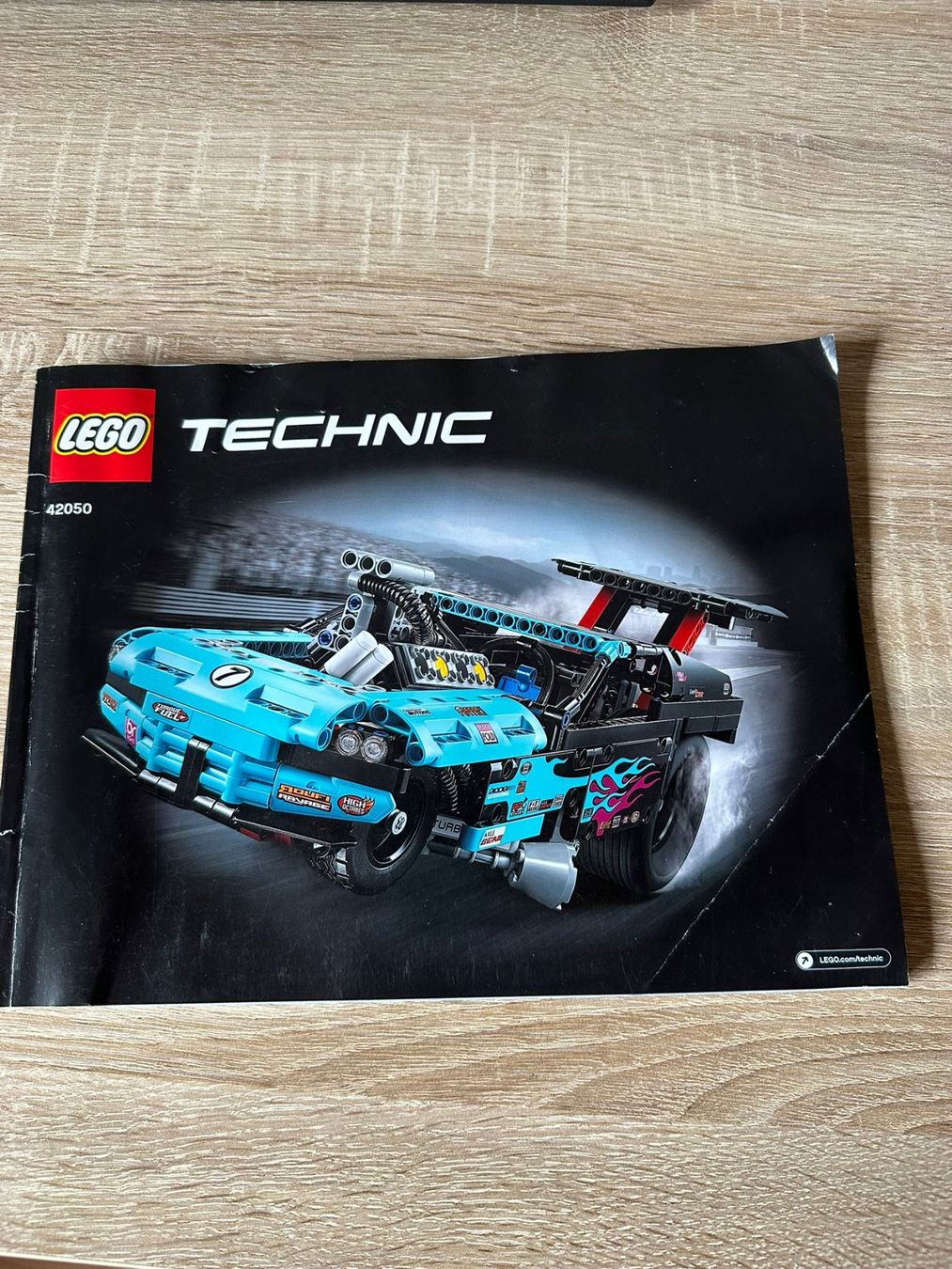 Lego Kit di costruzioni: LEGO Technic Drag Racer 42050, LEGO Technic Avec Plans – Usato da Vétroz venduto da enz_gr95 8