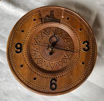 Holz Wanduhr „Schloss Sargans“