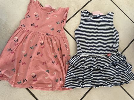 2 Sommerkleider Grösse 92 Mädchen Kleidchen