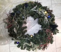 Weihnachtskranz/Adventskranz/Neuwertig/geschmückt/mit LED