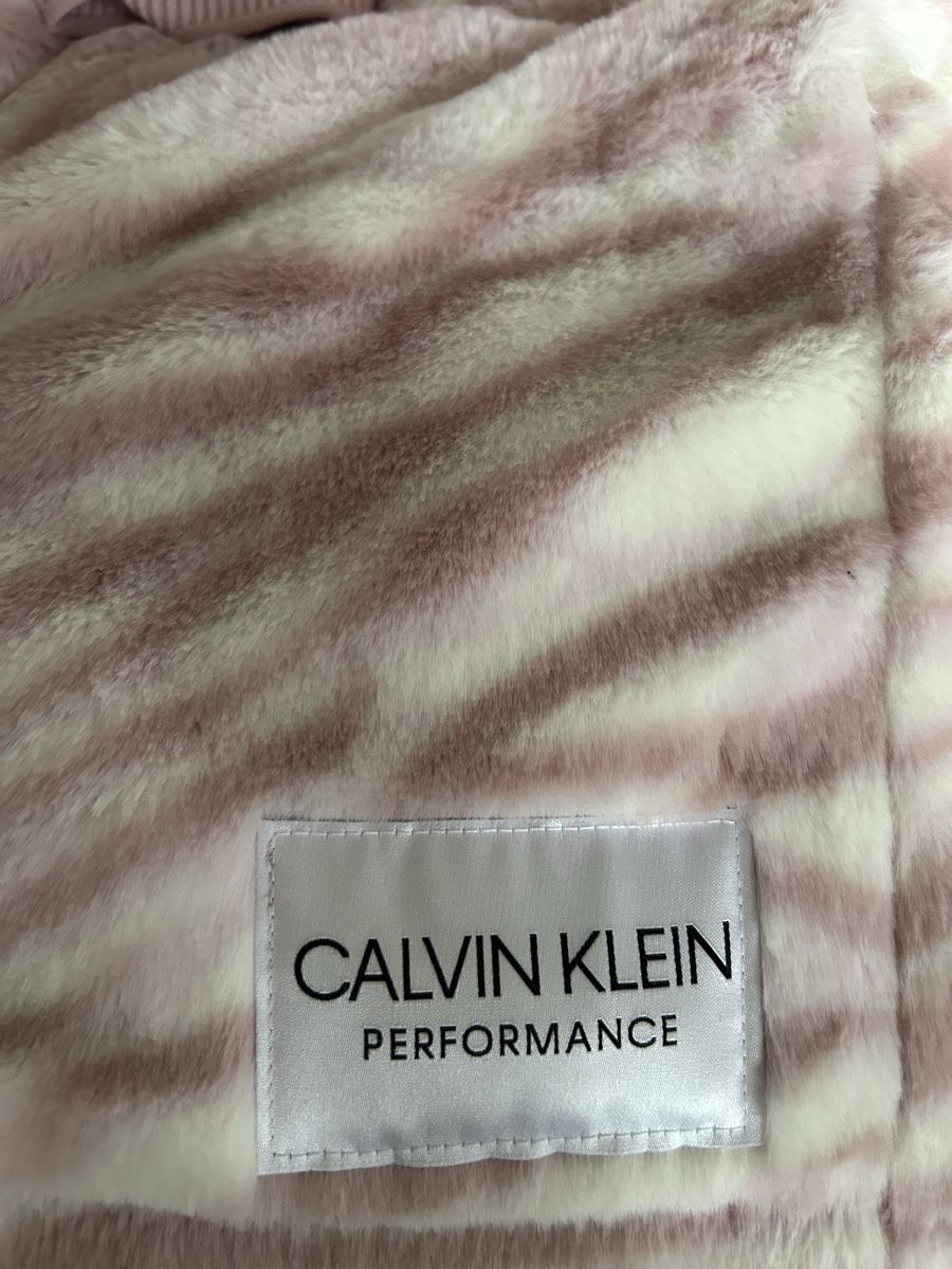 Calvin Klein Maglioni & Felpe: Calvin Klein Fleece Jacke – Nuovo (secondo la descrizione) da Opfikon venduto da Sili121 1