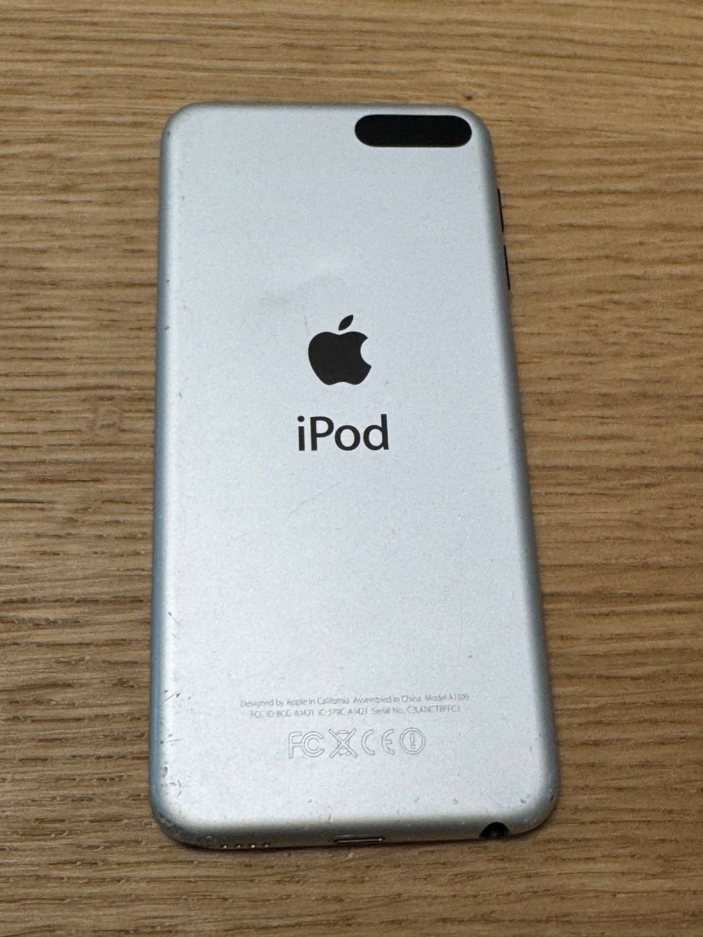 Apple Tragbarer Mediaplayer: iPod Touch 5th gen – Gebraucht aus Zollikofen von lagavulin03 1